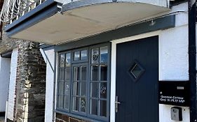 Beautiful Quayside Cottage Looe